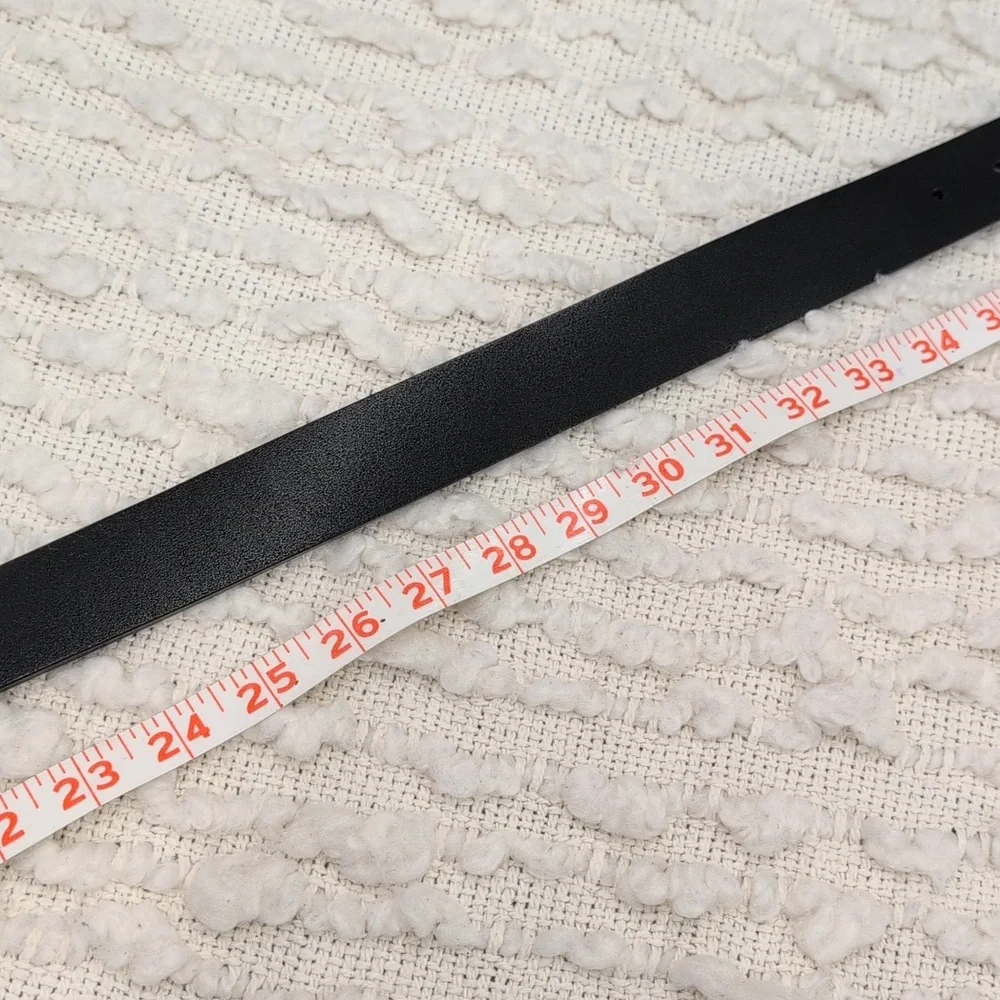 Carhartt Men's Medium Black Leather Simple Straight Work Belt with Metal Buckle